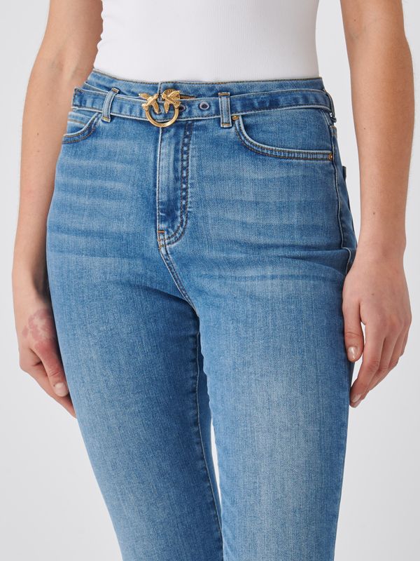 donna-abbigliamento-jeans-