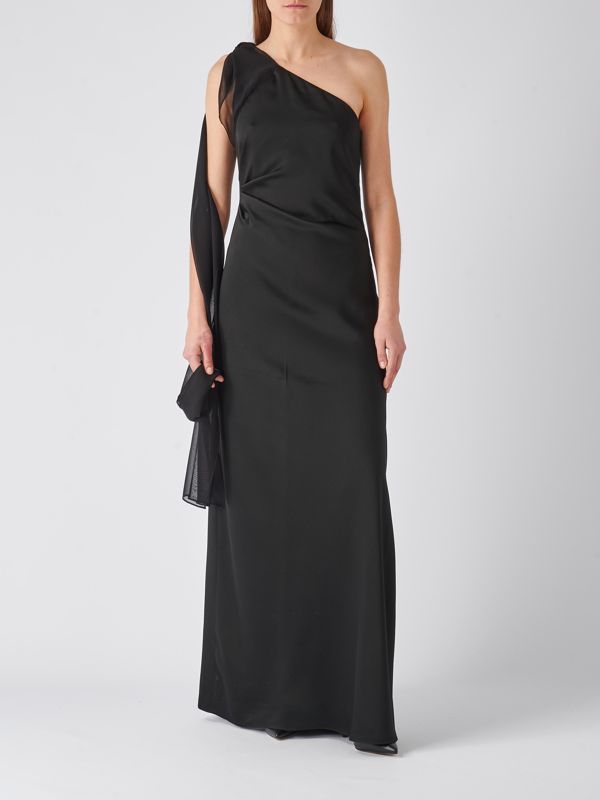 donna-abbigliamento-abiti-