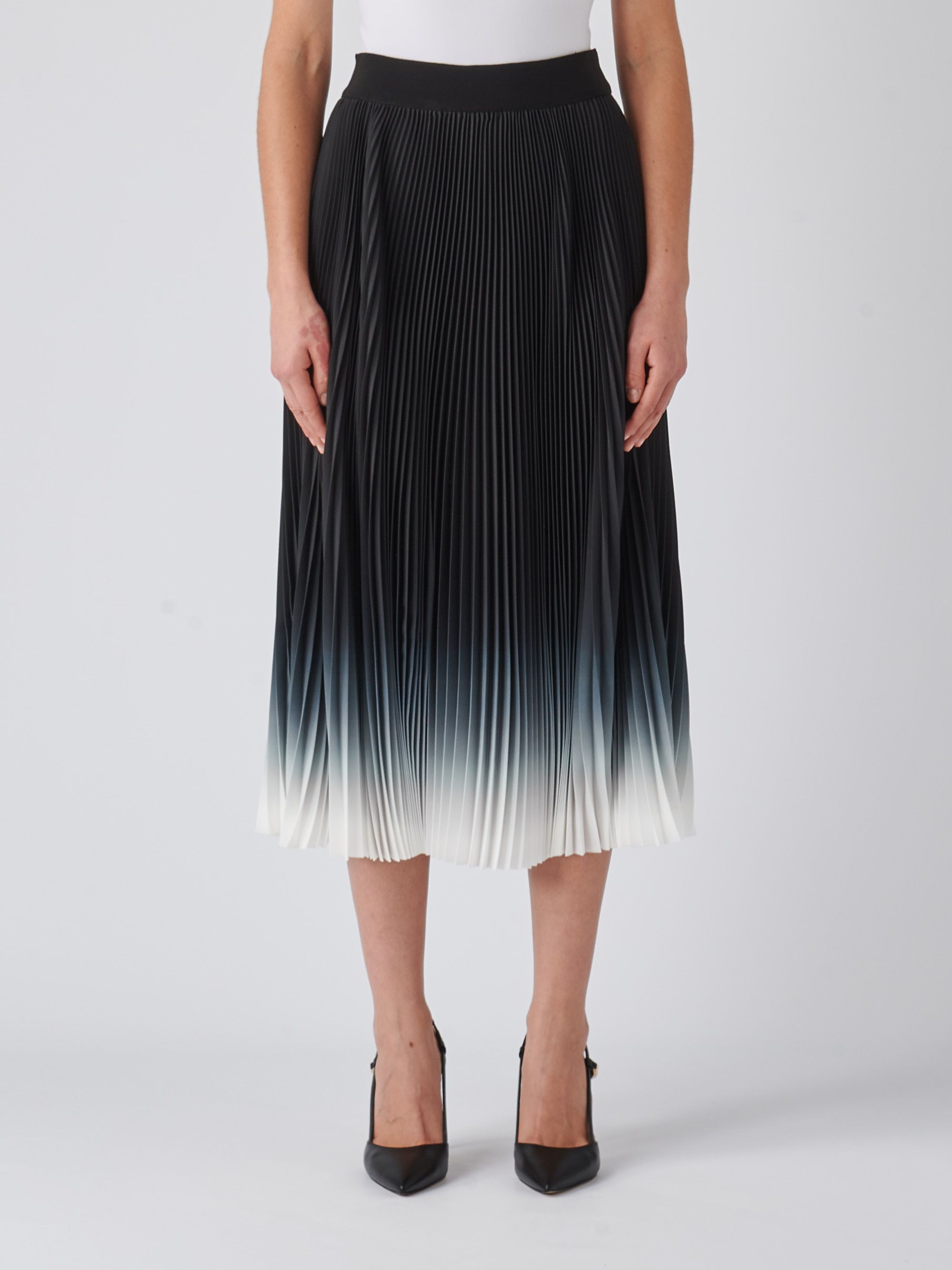 Herno women's skirt in pleated crepe de chine gn000022d12621