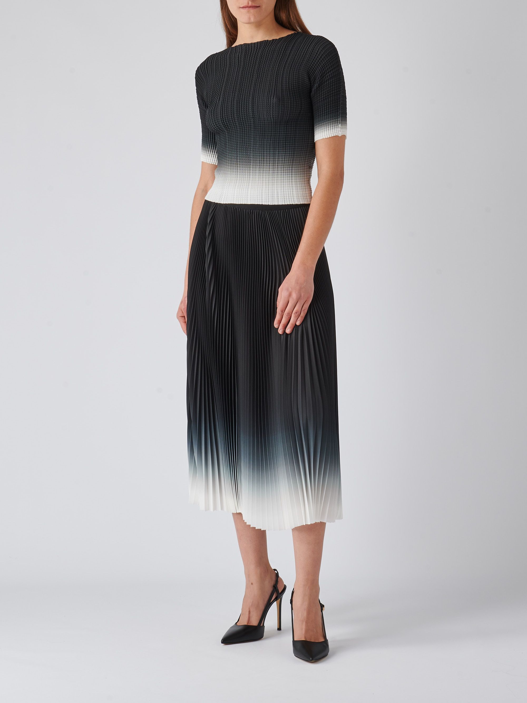 Herno women's skirt in pleated crepe de chine gn000022d12621
