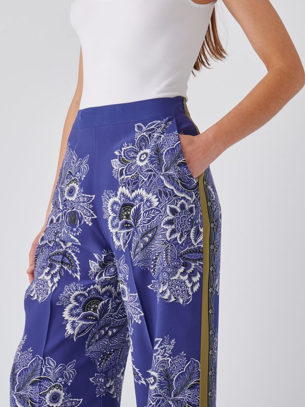 donna-abbigliamento-pantaloni-