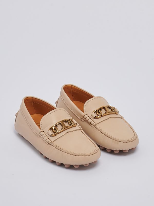 Tod's women's smooth leather loafer with logo xxw52k0hl10n6m