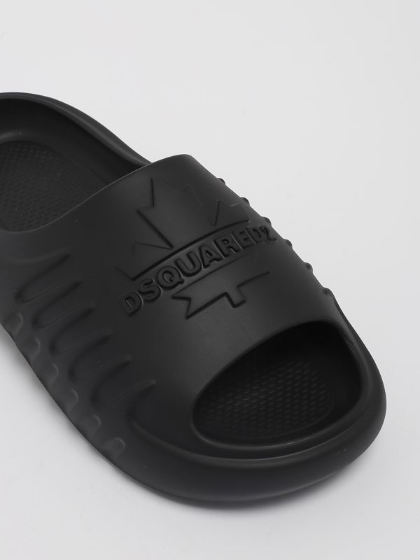 サンダル DSQUARED2 Men Sandals Black FFM002517200001 2124 DSQUARED2 | Black Men's Sandals | YOOX