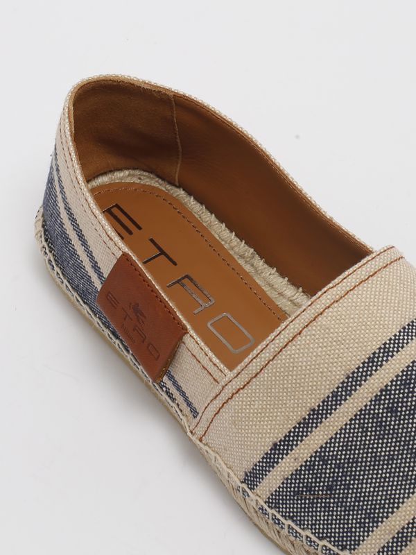uomo-scarpe-mocassini-