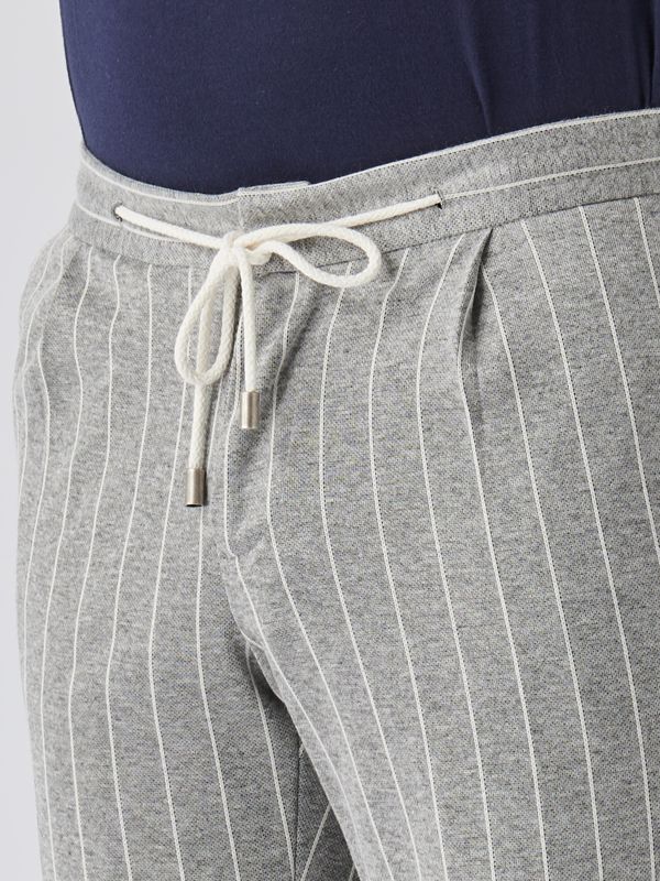 uomo-abbigliamento-pantaloni-