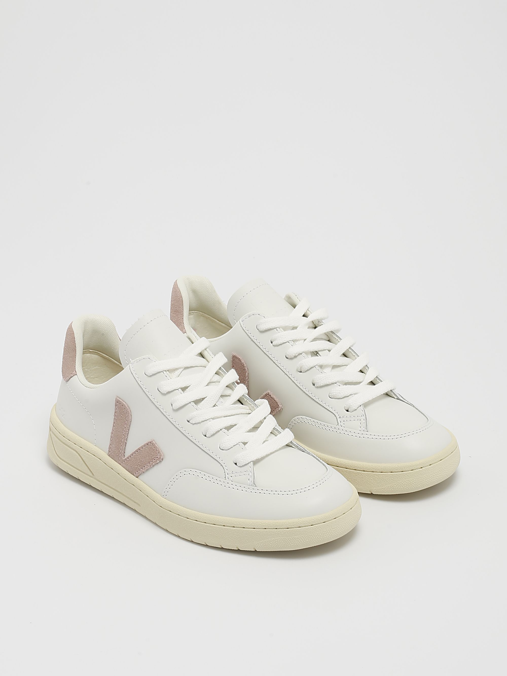 スニーカー VEJA White Leather V-12 Sneakers veja-sneakers-v-12-leather-