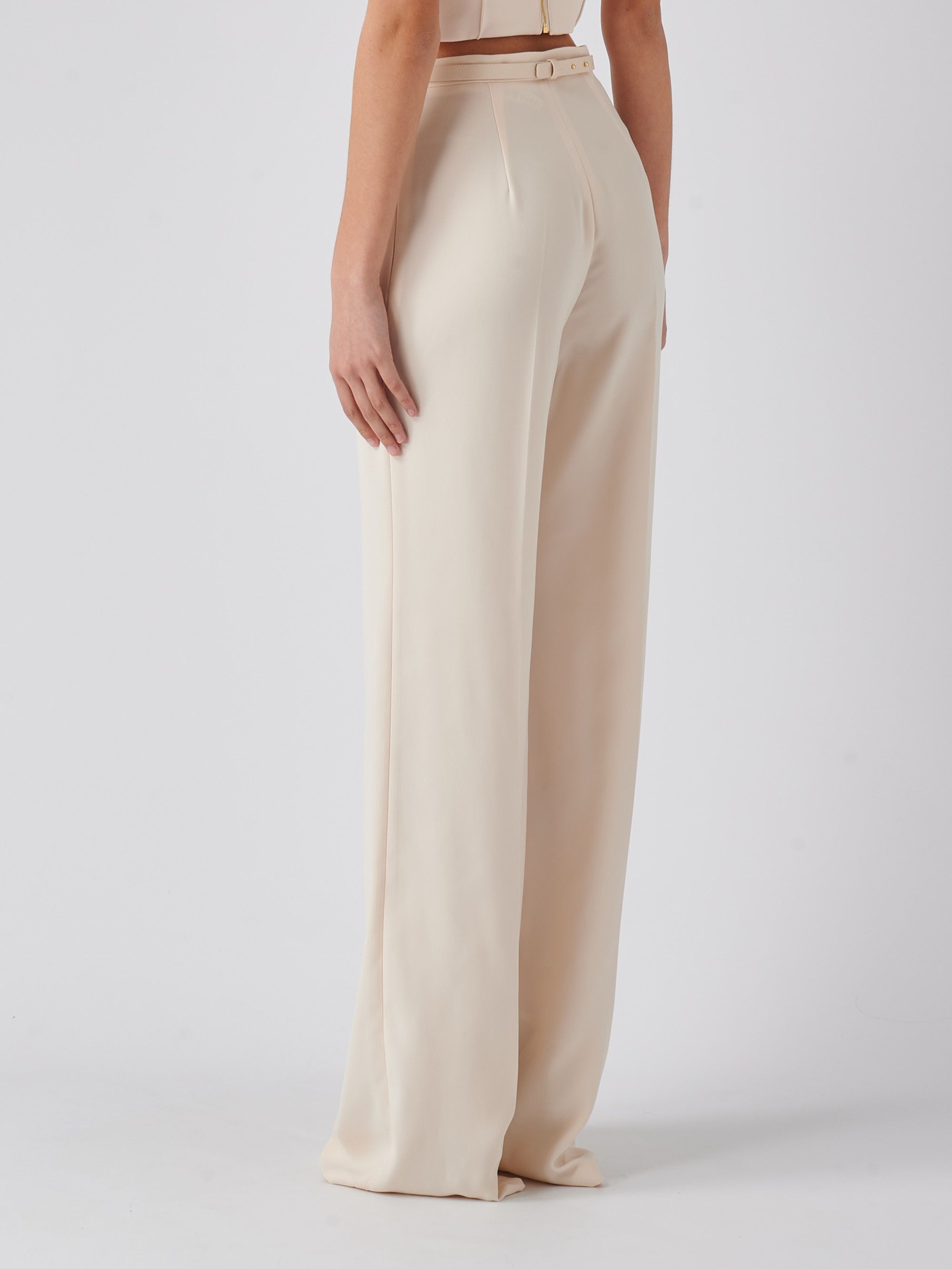 パンツ ELISABETTA FRANCHI Woman Pants Butter PAT71 E84 Elisabetta Franchi women's pants with crepe belt pa05342e2