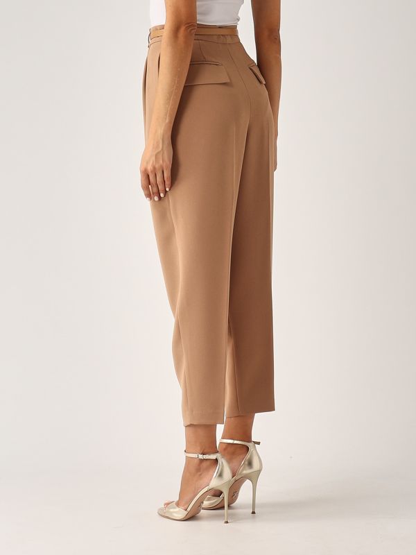 donna-abbigliamento-pantaloni-