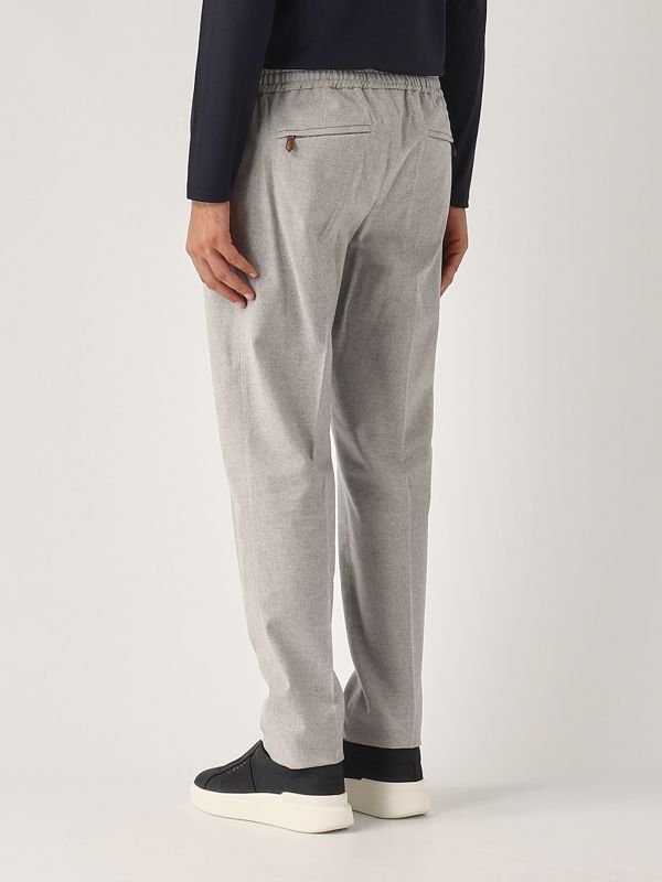 uomo-abbigliamento-pantaloni-