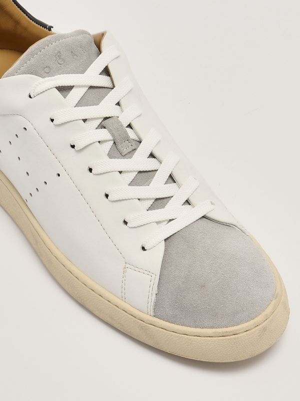 スニーカー HOGAN H669 leather sneakers with oversize sole Bianco H669 women's leather sneakers hxw6690fp30u5s Butter