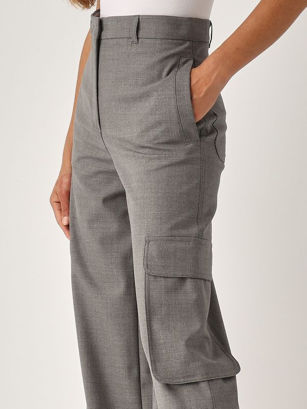 donna-abbigliamento-pantaloni-