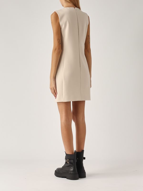 donna-abbigliamento-abiti-