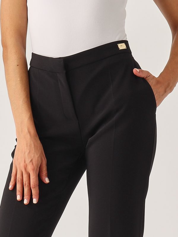 【希少】ELISABETTA FRANCHI 5ポケット スキニーパンツ ブラック 希少】ELISABETTA FRANCHI 5ポケット スキニーパンツ