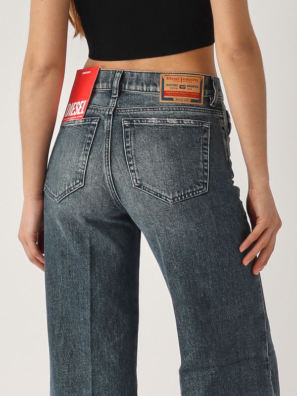 4. Jean D-Akemi en coton mélangé pour femme Denim vintage Diesel a03624007y7
