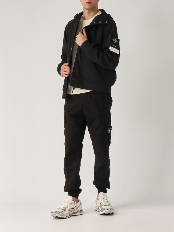 5. Softshell jacket for men Black Stone Island k1s154100090s0a22