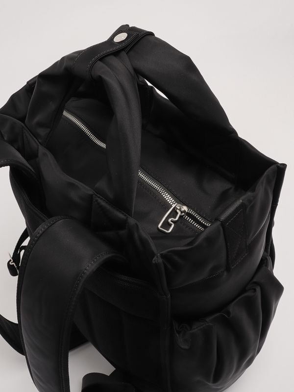 6. Zaino fasciatoio in nylon Nero Burberry 8100215