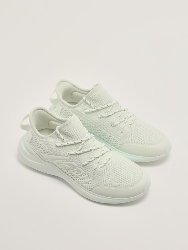 2. Fly men's stretch knit sneakers White Dsquared2 snm041359204345