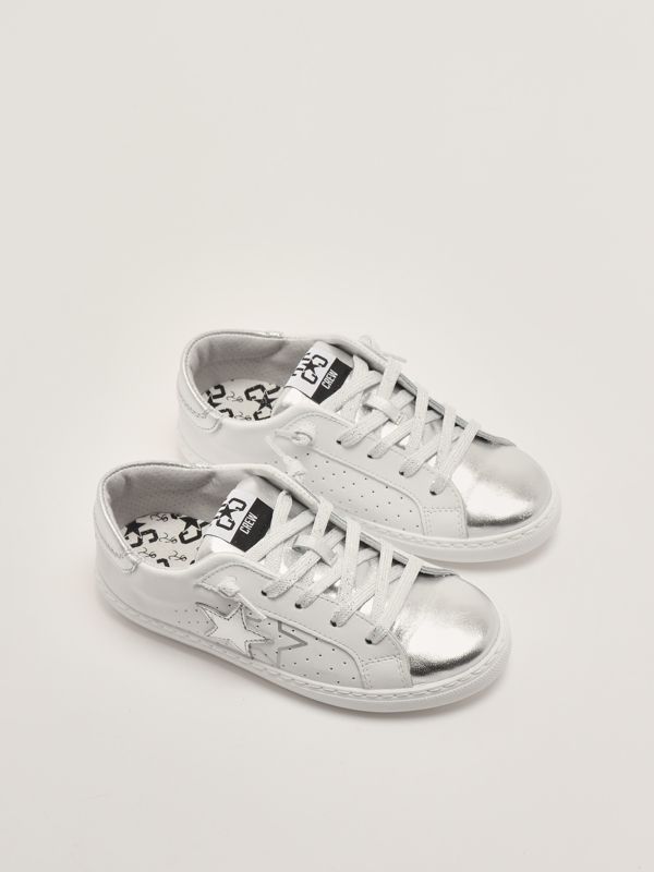 2. Low leather sneakers White-Silver 2Star 2sb3230