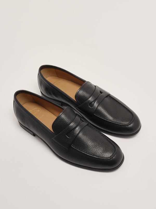 uomo-scarpe-mocassini-