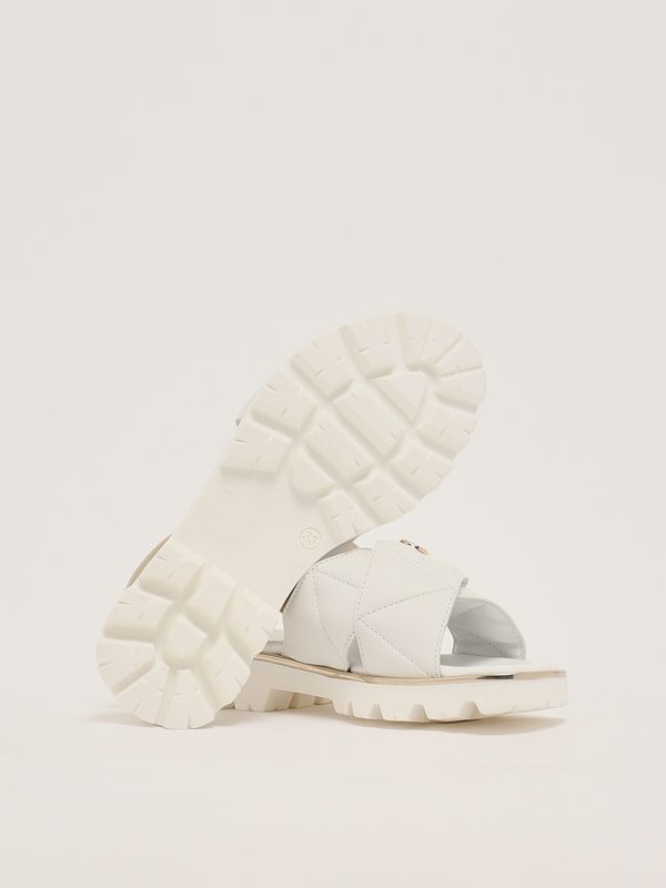 4. Baby girl leather sandal White-Gold Twinset 251gcj044