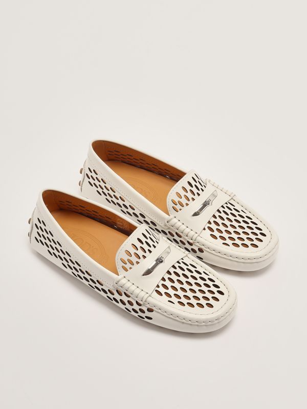 2. Mocassins en cuir pour femmes Crème Tod's xxw22l0jb10u18