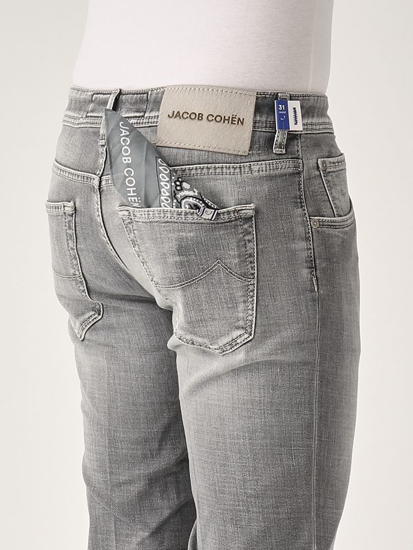 4. Jeans uomo Scott in misto cotone stretch Denim Grigio Jacob Cohen jumqe015030s4126v2
