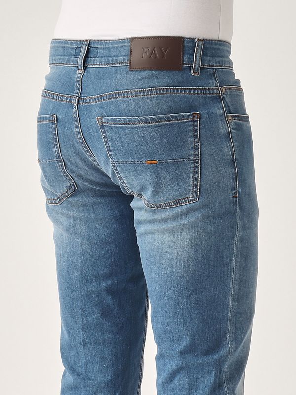 4. Jeans uomo in cotone stretch Denim Medio Fay ntm8250196lxci