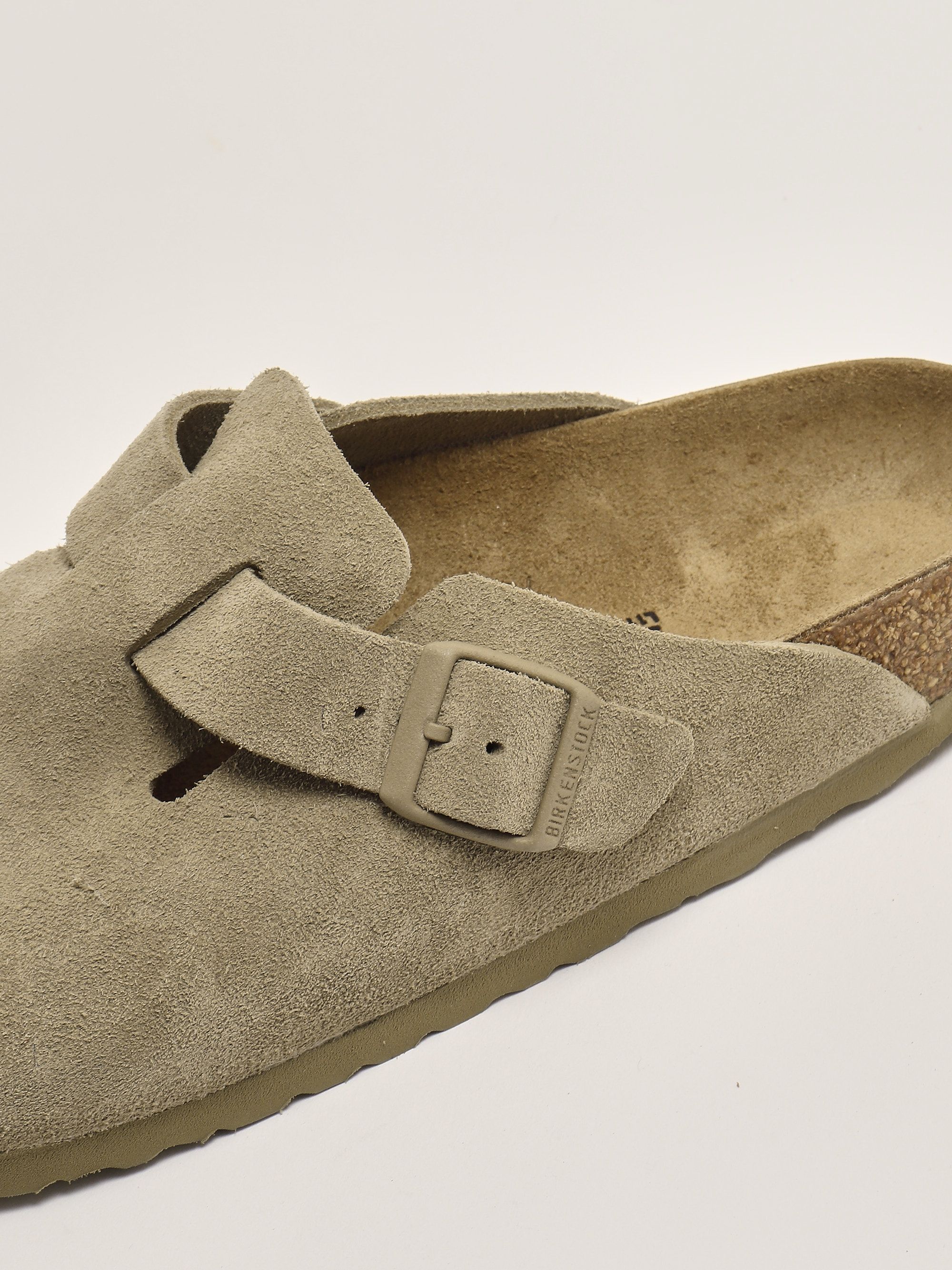 Boston suede sabot 1025844 Light khaki | Caposerio.com