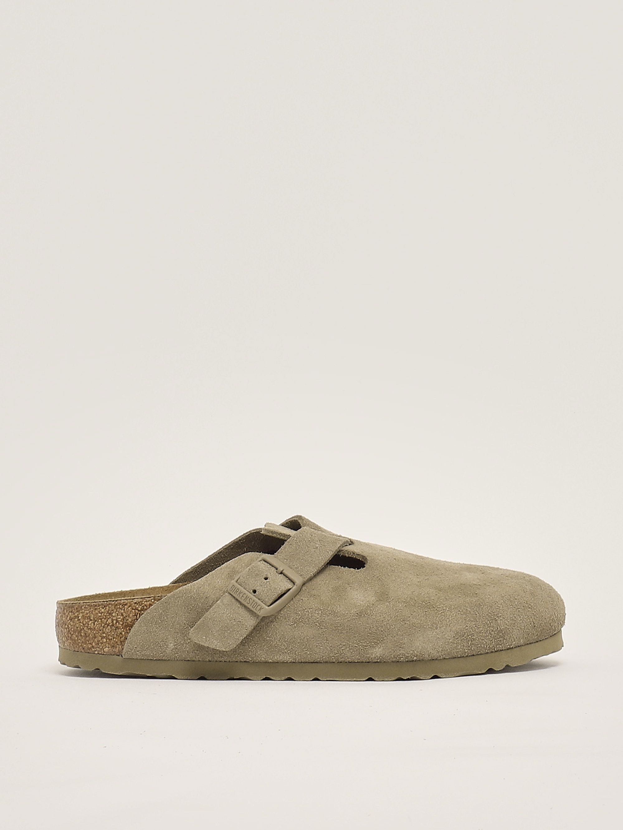 サンダル BIRKENSTOCK BOSTON SABOT Boston suede sabot 1025844 Light khaki | Caposerio.com