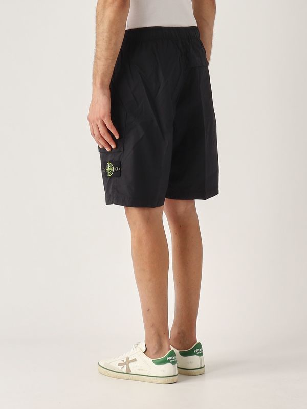 3. Bermuda-Shorts aus Stretch-Baumwolle für Männer Schwarz Stone Island k1s15l100009s0003