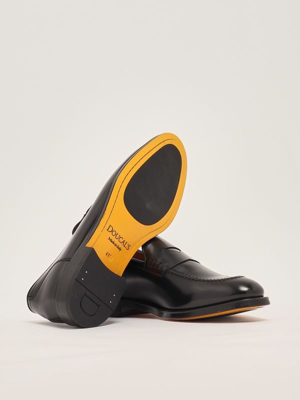 4. Mocassin Penny Adler en cuir pour homme Noir Doucal's du32680rvnuy007