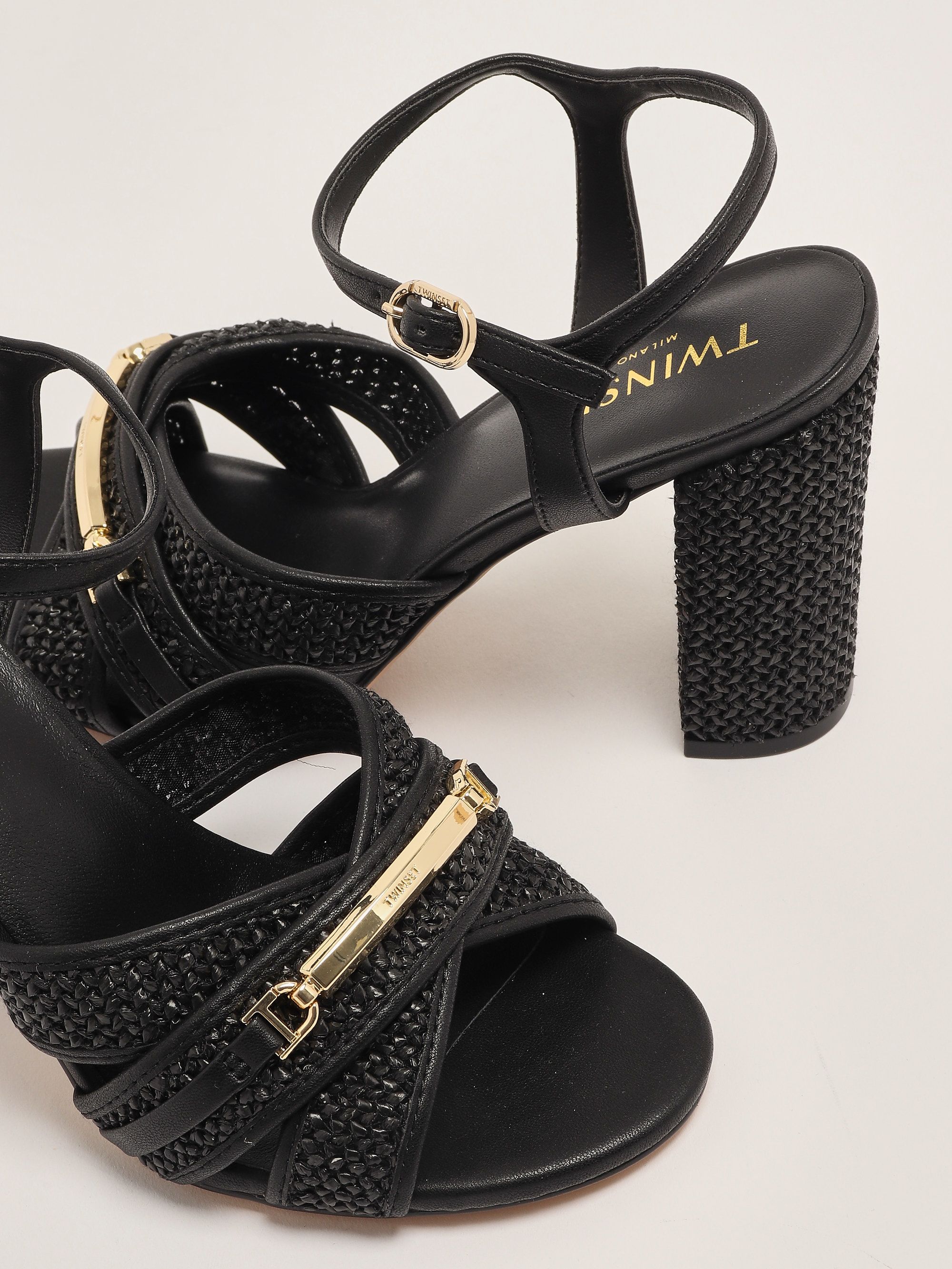 LYMPIAR FLAT STRAP SANDAL IN RAFFIA CALFSKIN BLACK BEIGE main image 1