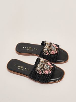 2. Leather and raffia sandals for women Black