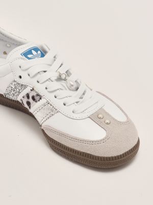5. Baskets en cuir Samba pour femmes Blanc-Argent