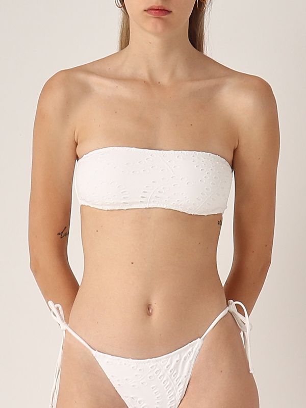 1. Top de mujer Rebby de encaje Blanco MC2 Saint Barth rebb003