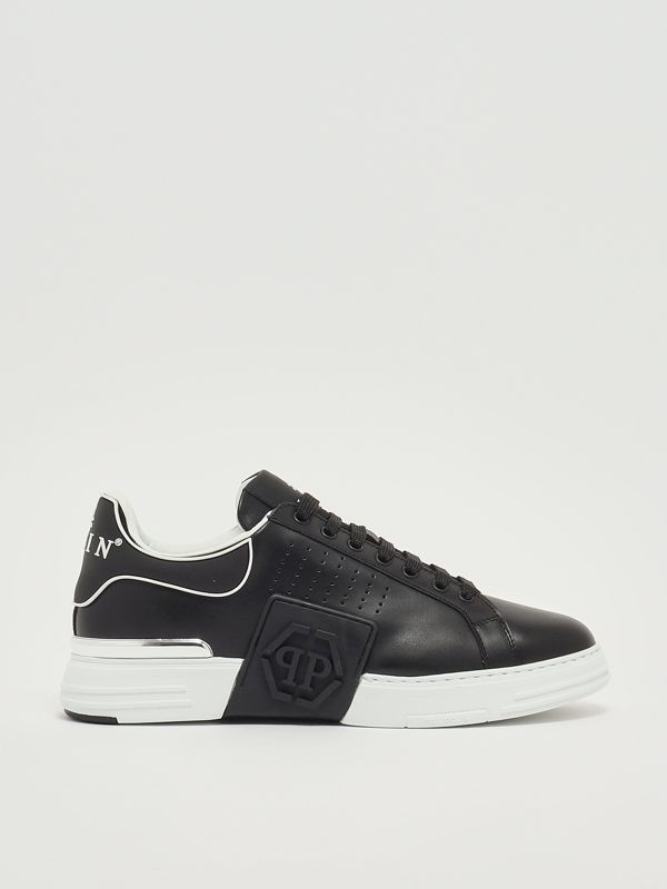 1. Hexagon Low Top nappa leather sneakers for men Black Philipp Plein paesusc0775ple005n