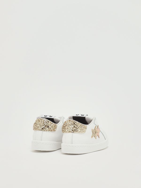3. Sneakers bambina in pelle Bianco-Oro 2Star 2sb3304
