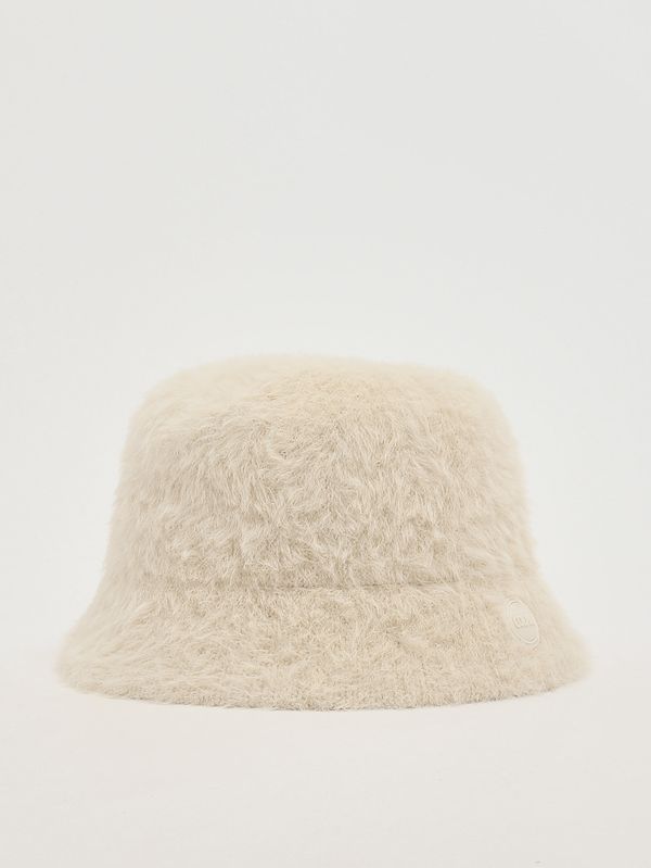 1. Sombrero bucket para mujer de piel sintética Cassiopea Blanco Colmar 4860r4yi