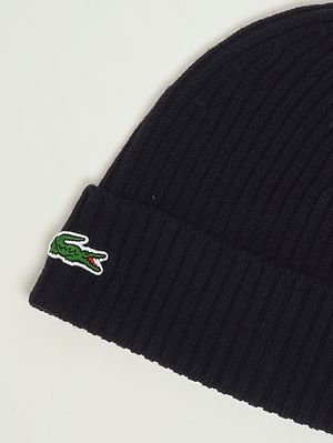 3. Gorro de lana para hombre Azul marino