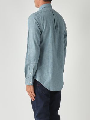 3. Camisa de hombre entallada de chambray Cambray