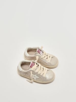 2. Zapatillas de niña Super Star de piel laminada Arena-Blanco