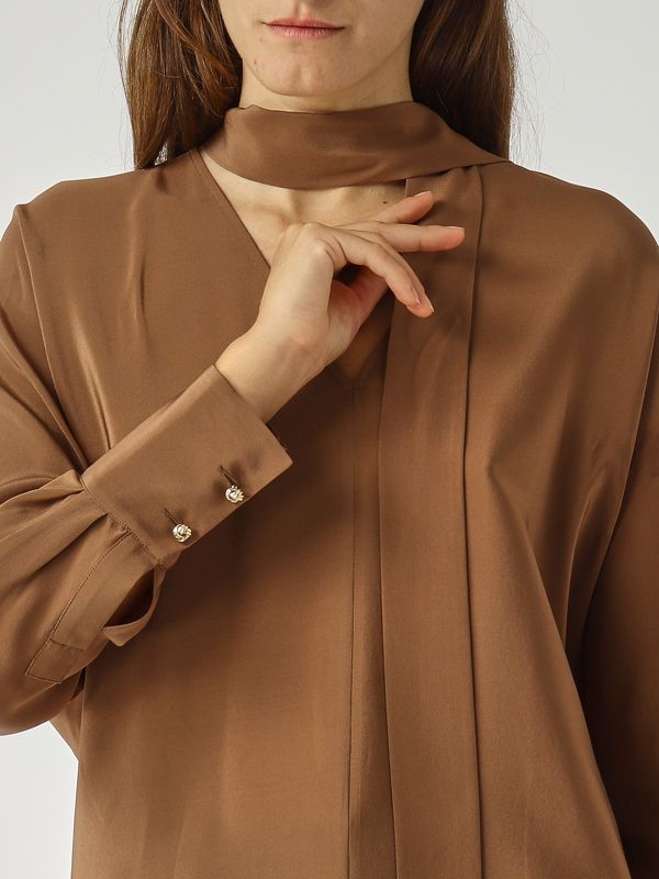 5. Blusa de mujer Caco en crepé de China de seda Caramelo Max Mara Studio 2526116051600