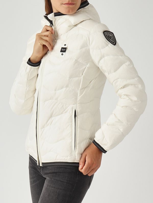 5. Daunenjacke für Damen Camelia aus glänzendem Nylon Optisches Weiß Blauer 25wbldc03095006047