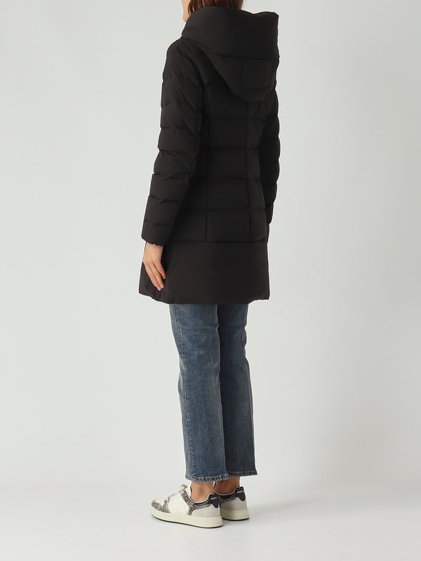 4. Women's Puffy Prescott Down Jacket in Waterproof Fabric Black Woolrich cfwwou0685frut3128