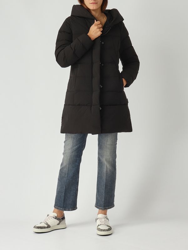 2. Women's Puffy Prescott Down Jacket in Waterproof Fabric Black Woolrich cfwwou0685frut3128
