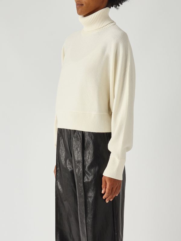3. Extra fine merino wool sweater for women Ecru Michael Kors mt5617uf2g