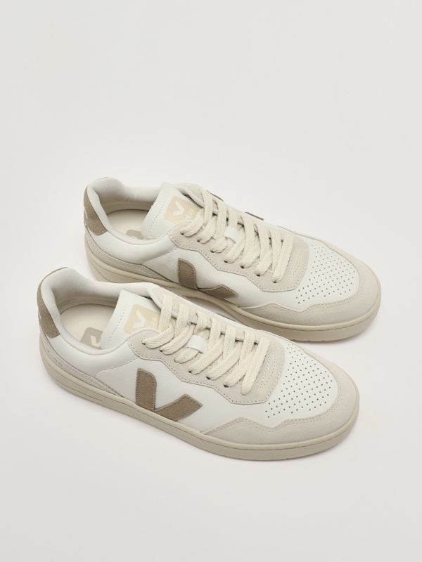 2. Sneakers V-90 en cuir et daim pour femme Blanc-Gris Veja vd2020909