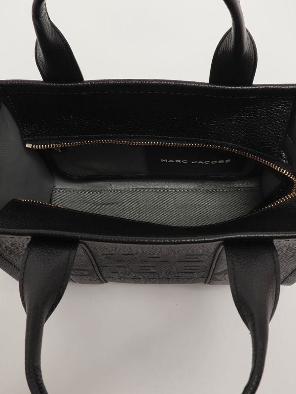 4. The Leather Small Tote Bag Small in full-grain leather for women Black Marc Jacobs h009l01sp21
