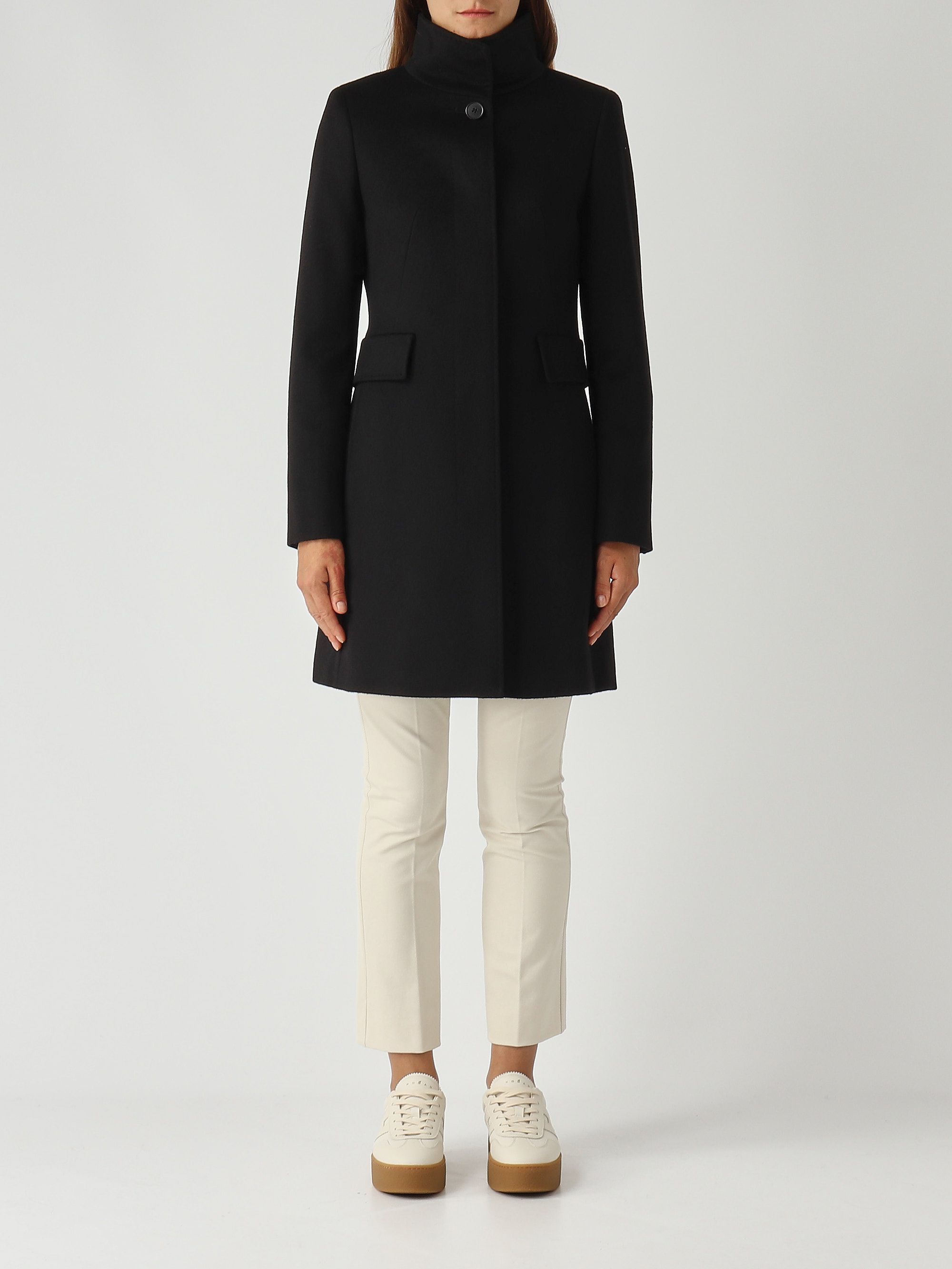 Cappotto Donna Agnese In Lana 2526016162600 Nero Caposerio Cappotto Donna Agnese In Lana 2526016162600 Nero Caposerio