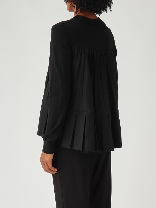 Vestito nuovo con cardigan in regalo